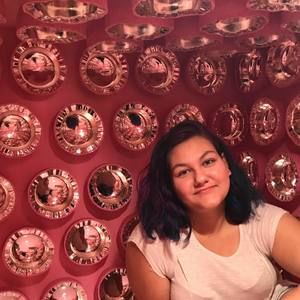 Meet your Posher, Emma